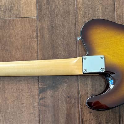 Suhr Classic T Antique Electric Guitar 2-Tone Tobacco Burst 87819 image 11