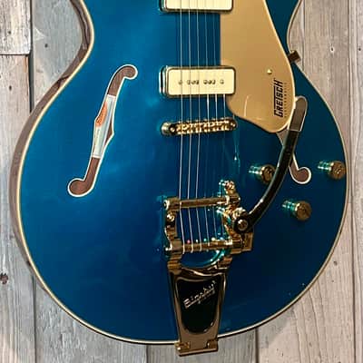 Gretsch Electromatic Pristine LTD Center Block Double-Cut Semi-hollowbody Electric Guitar with Bigsby - Petrol image 3