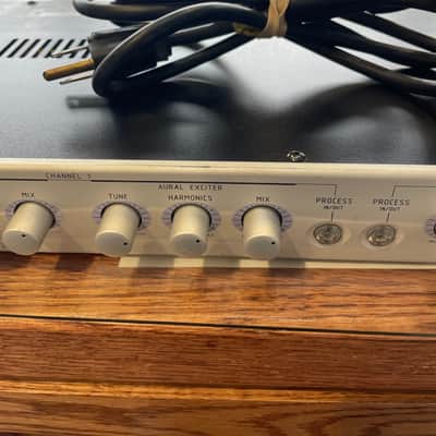 Aphex 204 Aural Exciter and Optical Big Bottom - Silver image 3
