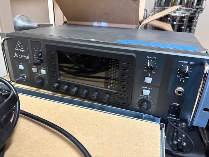 Behringer X32 Rack 40-Input 25-Bus Rackmount Digital Mixer