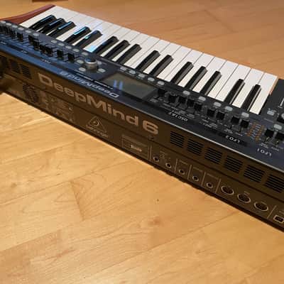 Behringer DeepMind 6 37-Key 6-Voice Polyphonic Analog Synth 2017 - Present - Black image 6