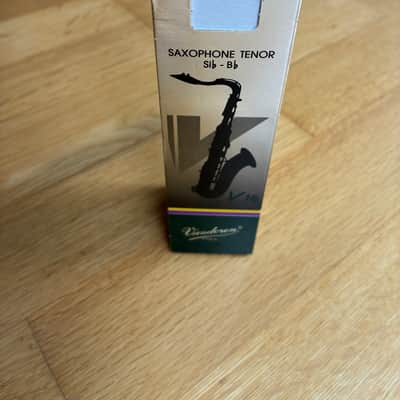 Vandoren SM822E V16 Series T6 Hard Rubber Tenor Saxophone Mouthpiece 2010s - Black image 4
