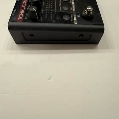 TC Helicon Voicetone Correct Correction Vocal Effect Pedal + Power Supply image 3