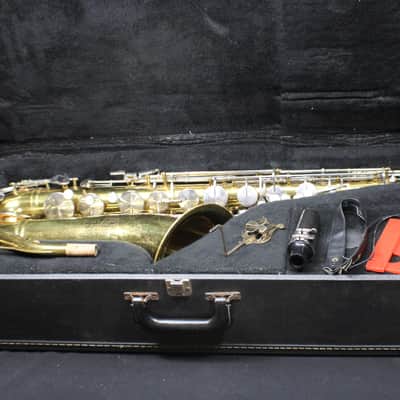 King Model 615 Tenor Saxophone in it's Original Case with Extras Complete & Nice 7 S image 1