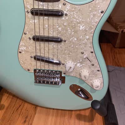 Squier Vintage Modified Surf Stratocaster 2012 - 2018 - Surf Green image 2