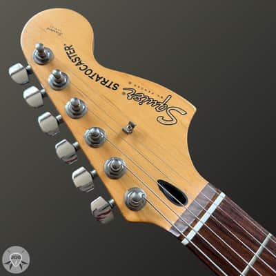 Squier Tom DeLonge Stratocaster Butter Cream Road Worn – Very Good Condition image 11