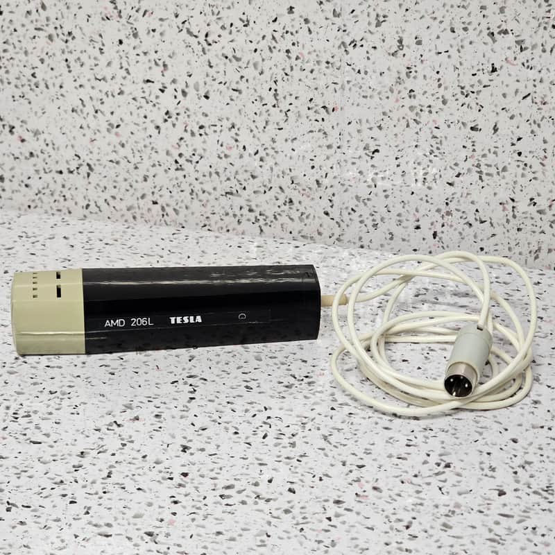 Vintage Microphone Tesla AMD 206L / 3pin connector image 1