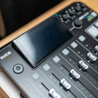 RODE RODEcaster Pro II USB Audio Interface with RODE Dust Cover in EXCELLENT condition! image 3