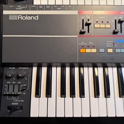 Roland Juno-106 fully refurbished and restored by Electronic Innovations, incredible physical condition image 2
