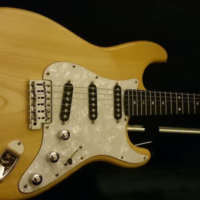 Vintage Early 80s Schecter Natural Ash 1-pc Body image 2