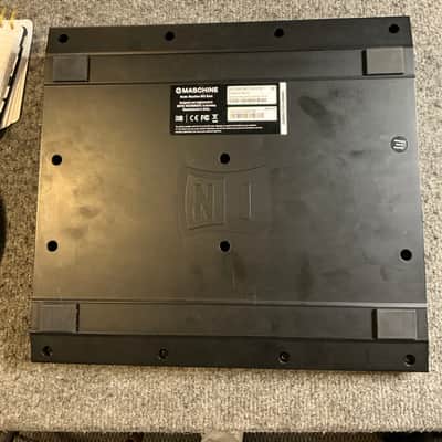 Native Instruments Maschine MK2 - Black image 5