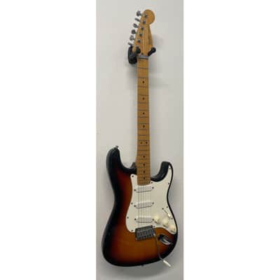 Fender USA Stratocaster 1989 in 3 Tone Sunburst with Fender Lace Sensor Pickups and Hardcase Pre-Owned image 3