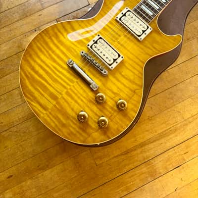 Gibson Custom Shop R9 - 8.4 lb, Rare Hard Rock Maple Top! - Special Order, w/ OHSC + CoA - Lemon Burst, Creamtone A3 Pickups, 2012, '59 Les Paul Reissue image 4