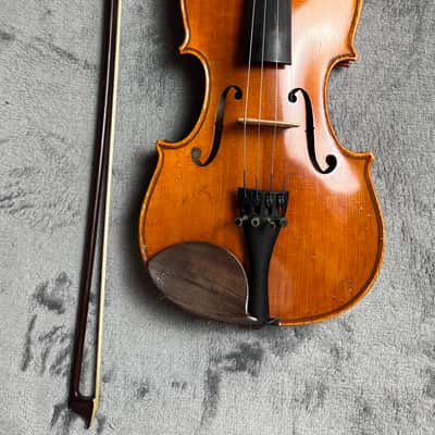 Yamaha V5 Series 3/4 Violin Outfit w/ Bow & Hard Case – Student Model image 2