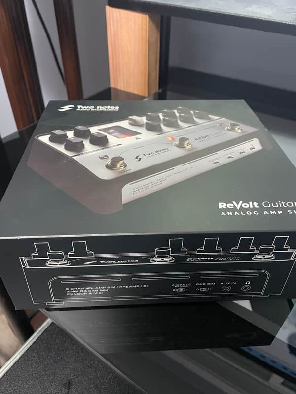 Two Notes ReVolt Guitar