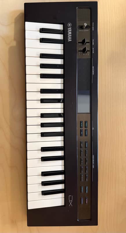 Yamaha Reface DX Mini Mobile Keyboard 2015 - Present - Black image 1