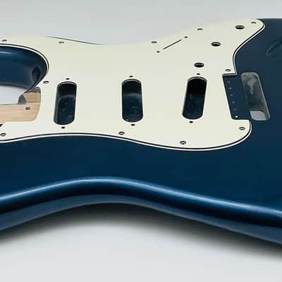 Show Me Nitro Finishes 3lbs 12oz Nitro Lacquer S-Style - Dark Lake Placid Blue image 6