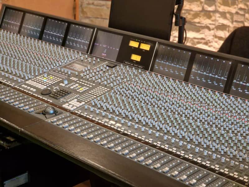 Solid State Logic Duality 48 Channel mixing console image 1