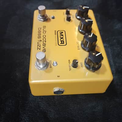 MXR M287 Sub Octave Bass Fuzz - Orange image 2