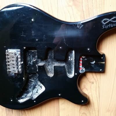 Peavey Raptor Plus electric guitar body image 1