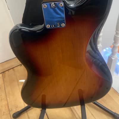 Fender Vintera '60s Jazzmaster Modified with Pau Ferro Fretboard 2019 - 2023 - 3-Color Sunburst image 4