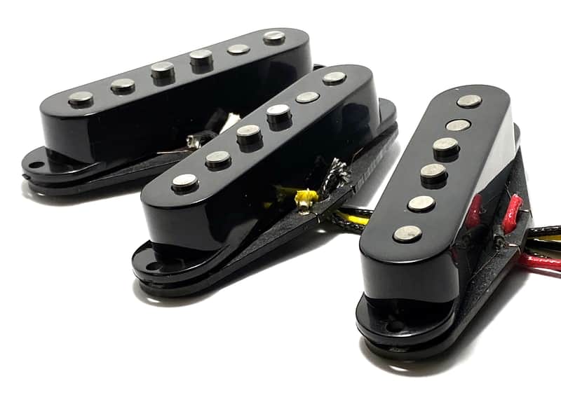 Dragonfire Pure Vintage Single Coil Pickup Set, Early Strat Performance AlNiCo 5 SSS Set, Black Covers image 1