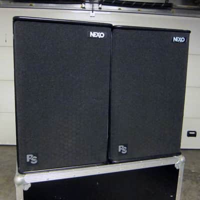 Nexo PS15 (x2) + Flight Case image 2