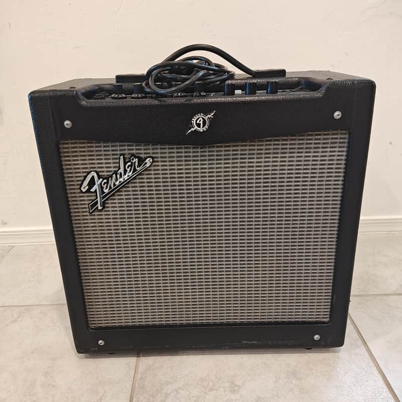 Fender Mustang II V.2 40-Watt 1x12" Modeling Guitar Combo 2013 - 2016 - Black image 1