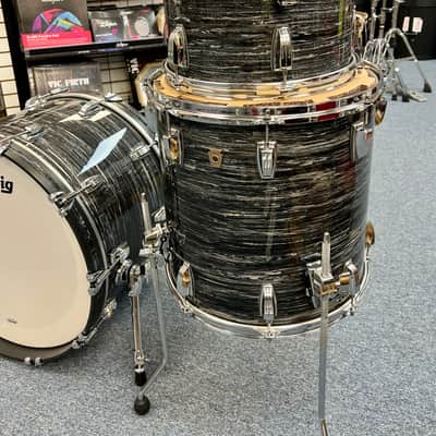 Ludwig Classic Maple Fab 3 Piece Shell Pack, Vintage Black Oyster - Floor Display image 11