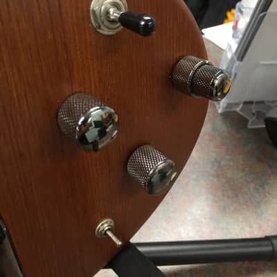 J3 Active Pro Electric Bass With EQ Active Switch image 9
