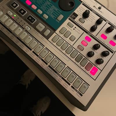 Korg Electribe-S ES-1 Rhythm Production Sampler (With Manual, Power Cord, and Smart Media Card) image 14