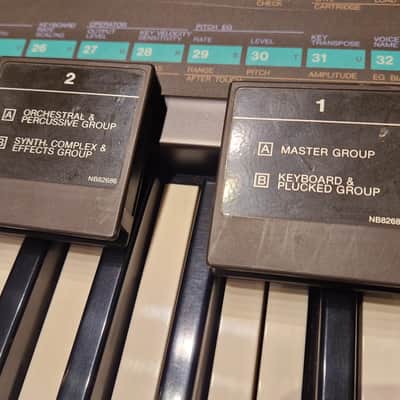 Immagine Yamaha DX7 Programmable Algorithm Synthesizer 1983 - 1987 - Black - 10