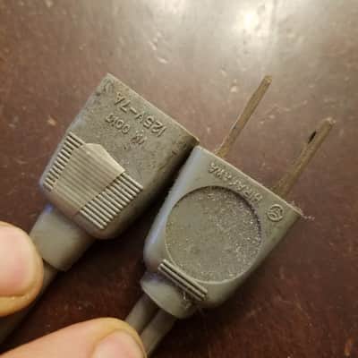 One (1) Weird Wide Electric Disconnect Plug Power Cord Cable Non-polarized Rectangle 1961 image 3