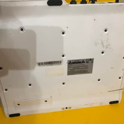 Akai APC40 Ableton Controller 2010s - White image 4