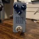 JHS Tidewater Tremolo V2 2020 - Present Blue
