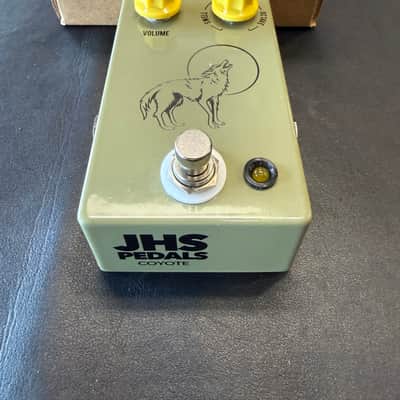 JHS Coyote Fuzz Pedal -3 Effects in one. 2026 - Olive- New! image 3
