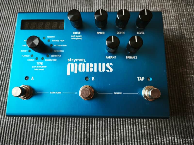 Strymon Mobius