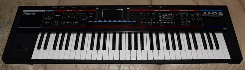 Roland Juno G 61-Key 128-Voice Expandable Synthesizer 2006 - 2007 - Black image 1