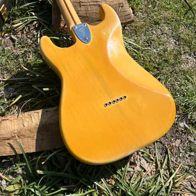 Vintage Featherweight Blonde Fender Stratocaster 1972-1975 7.2lbs image 11