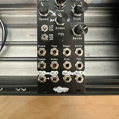 Noise Engineering Desmodus Versio | Reverb