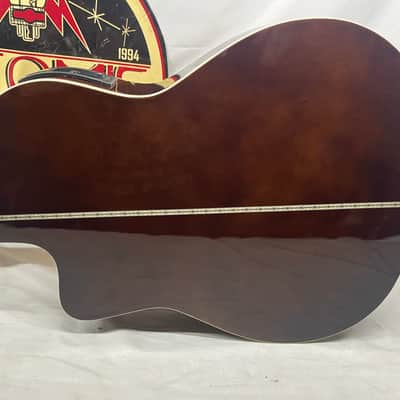Esteban Granada Classical Acoustic Guitar and G10 Amplifier Like New image 5