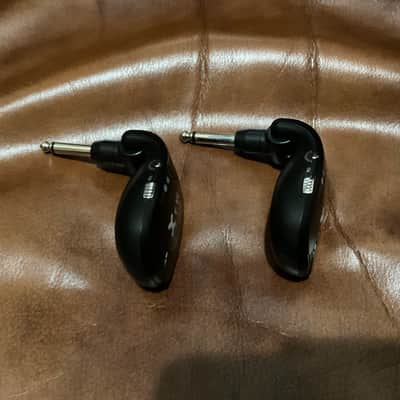 Xvive U2 Wireless Guitar System 2010s - Black image 4