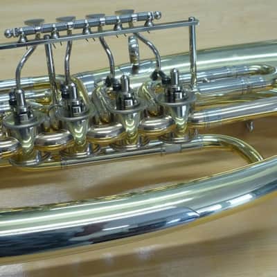 Bombardino en Sib Miraphone Premium 54L Lacado. En perfecto estadoado image 7