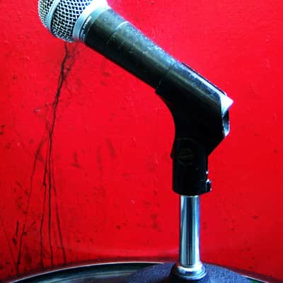 Vintage 1980's USA Shure SM58 Handheld Cardioid Dynamic Microphone Low Z w mic clip & cable image 8
