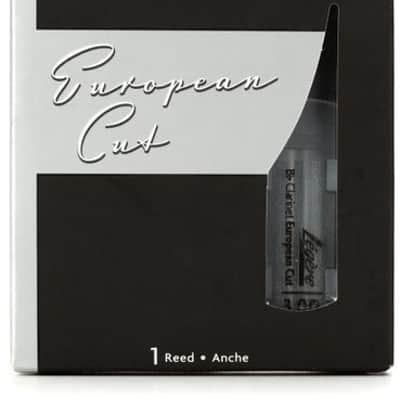 Legere LGBBE-3 European Cut Bb Clarinet Reed - 3.0 image 2