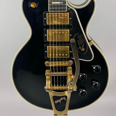 Gibson Les Paul Custom 57 re-issue - Black Triple Pickup with Bigsby, Cert, Original case and case candy. image 2