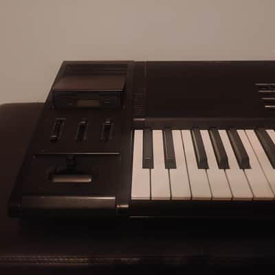 Roland XP-50 61-Key 64-Voice Music Workstation Keyboard 1995 - 1998 - Black image 3