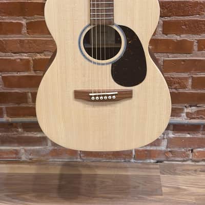 Martin X Series 00-X2E Sitka/Cocobolo HPL with gig bag image 1