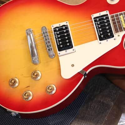 2004 Gibson Les Paul Classic 1960 Seymour Duncan Electric Guitar Heritage Cherry Sunburst + OHSC image 6