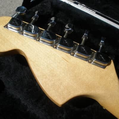 1981 Fender Stratocaster - International Colors Series - Morocco Red - VERY RARE image 4
